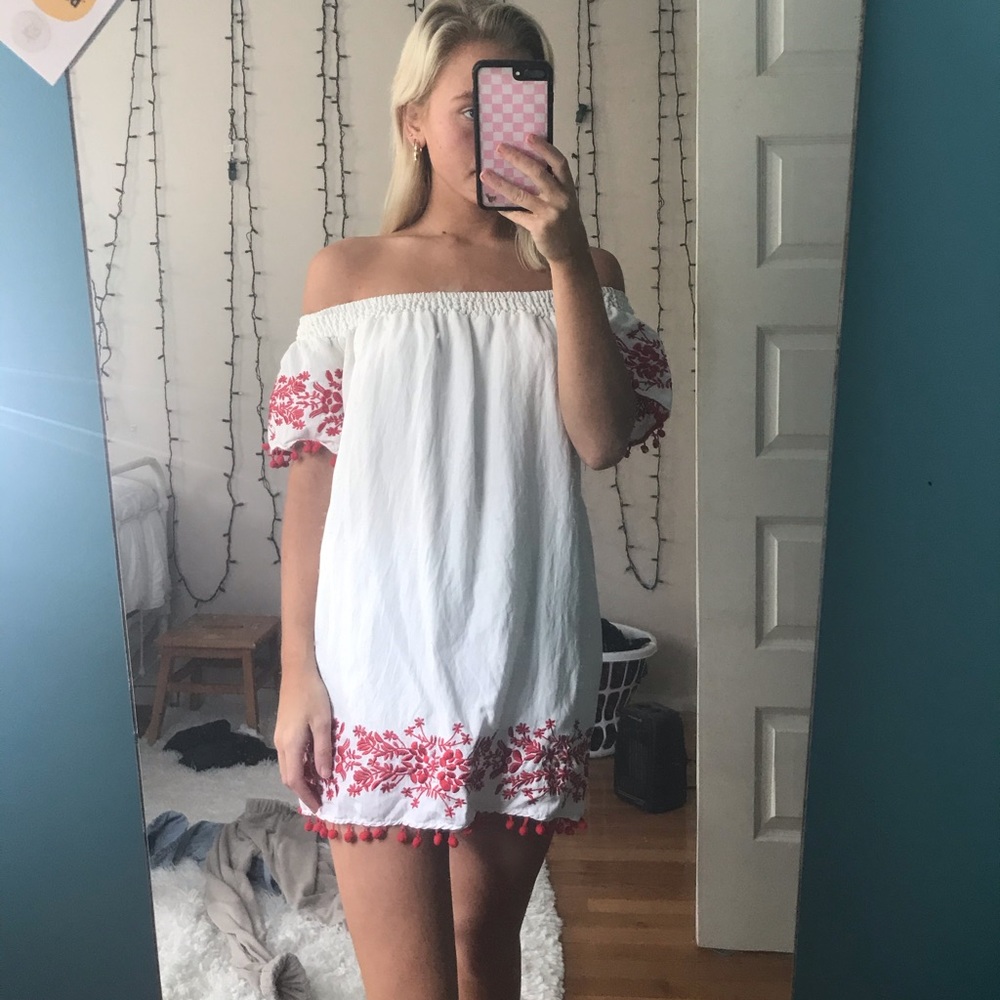 Forever 21 off the shoulder dress size s